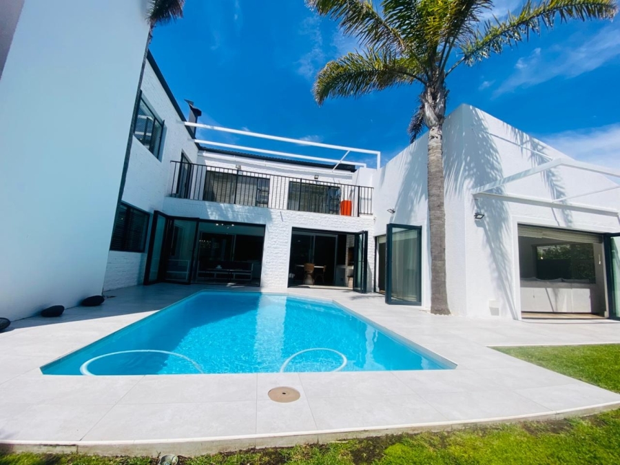 5 Bedroom Property for Sale in Sunset Beach Western Cape